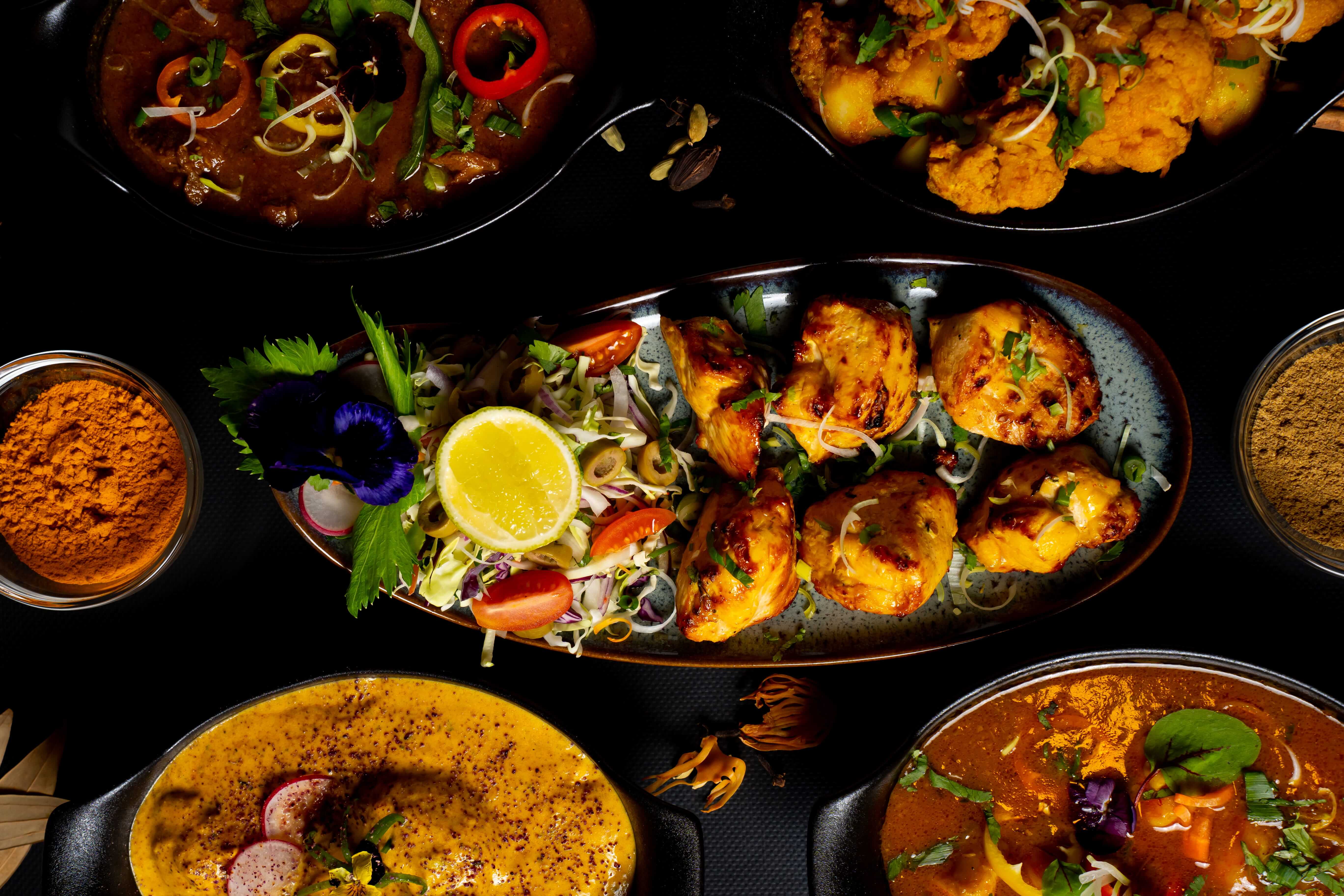 Indian dishes spread — Curry King & Grill Lisbon